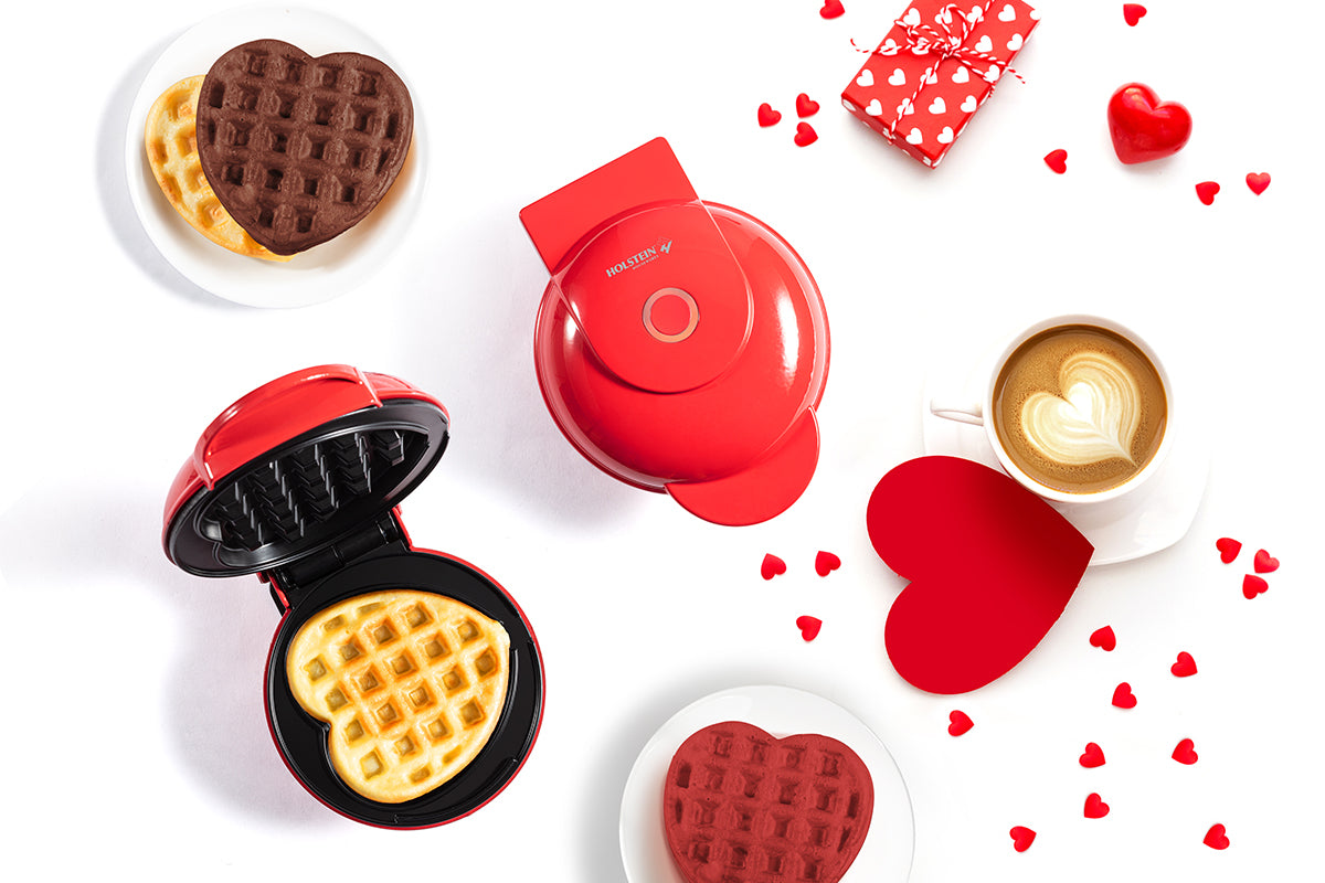 4-INCH PERSONAL HEART SHAPE WAFFLE MAKER