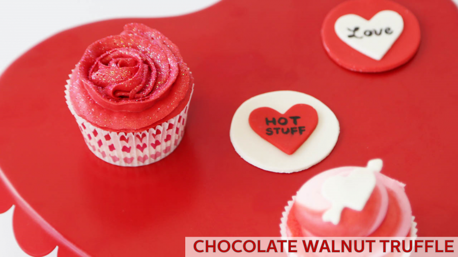 Valentine’s Day Cupcakes – Holstein Housewares + Ali Sweet Treats