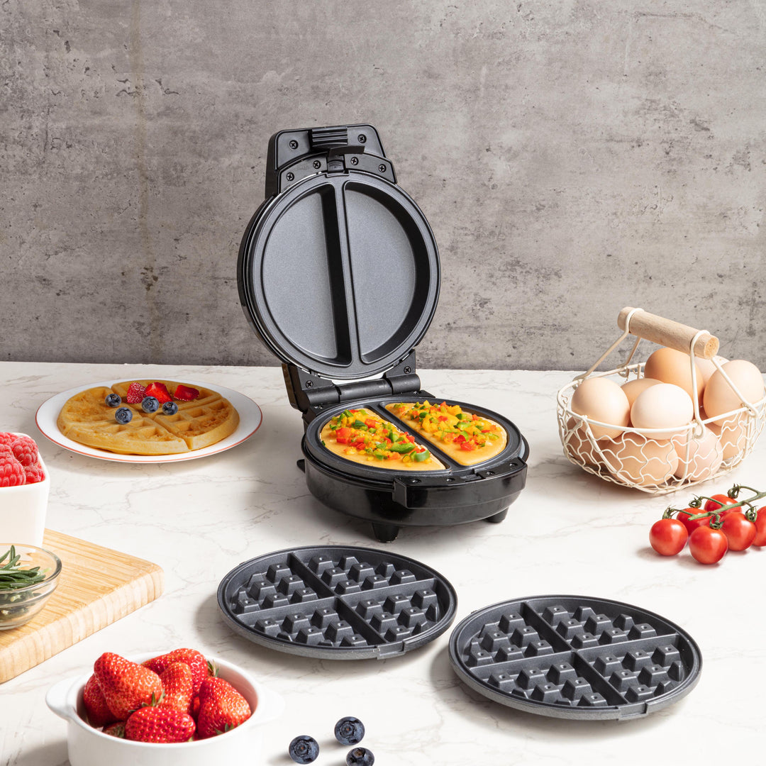 2-IN-1 WAFFLE &amp; OMELET MAKER