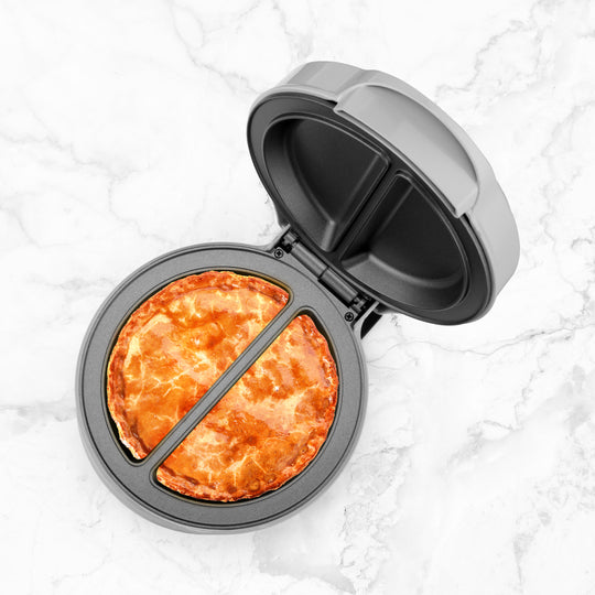 2-SECTION OMELET MAKER