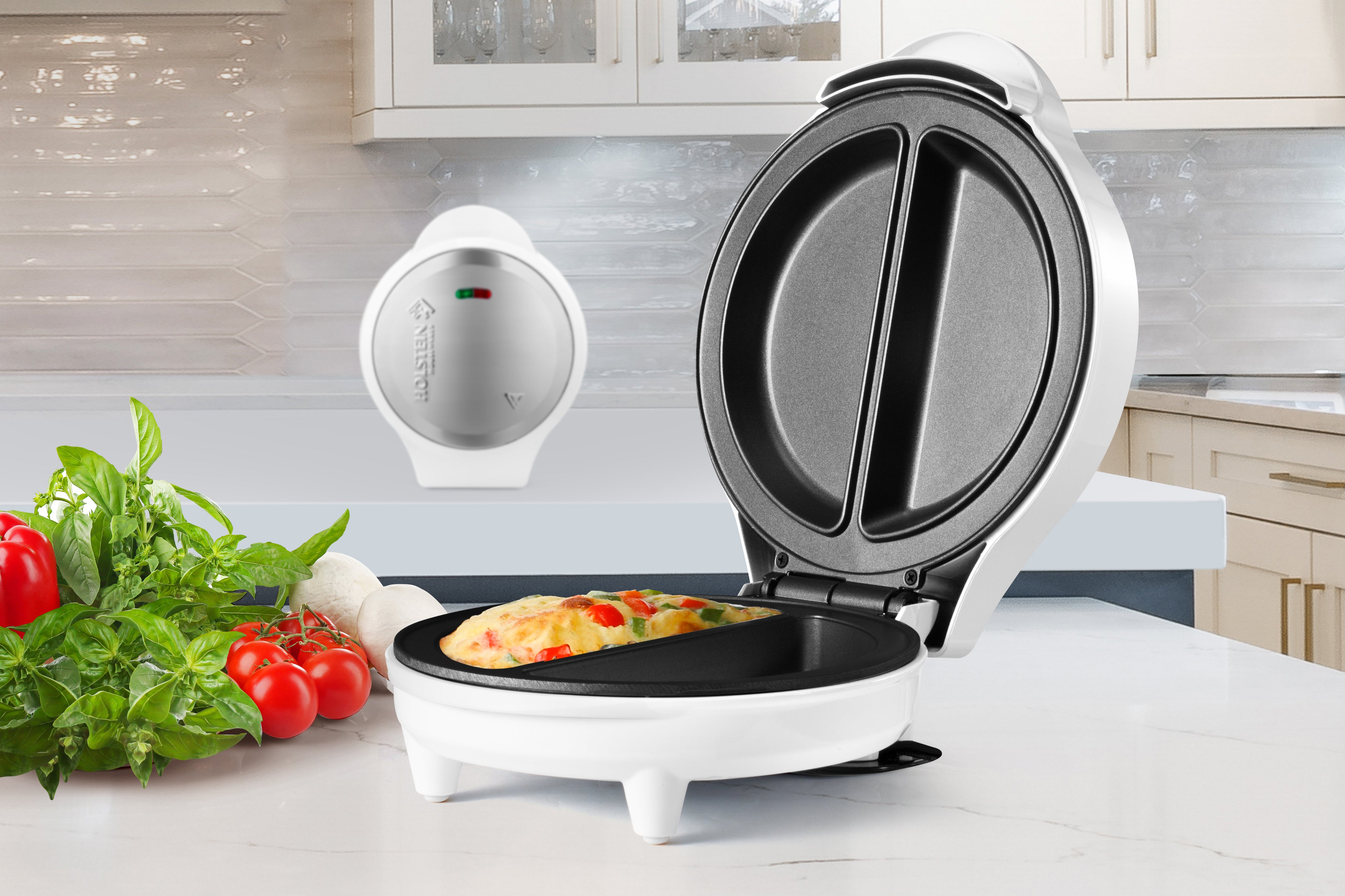 2-SECTION OMELET MAKER